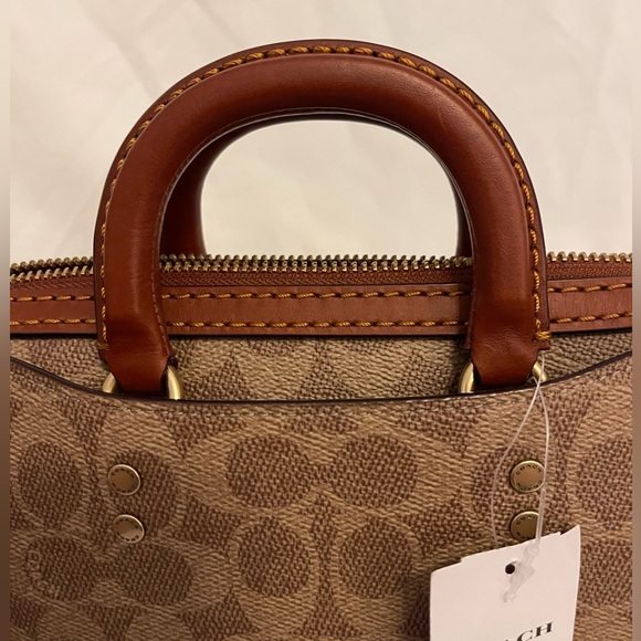 Rogue Slim Brief 25 In Signature Canvas - Picture 12 of 14